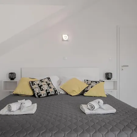 Apartment Ami Split